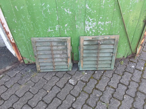 Paar fensterladen holz - -,