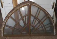 Holzfenster gotisch Bogen