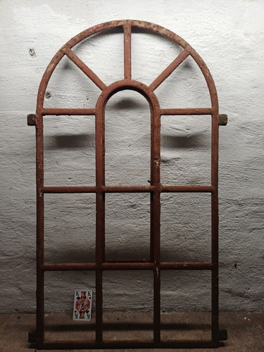 Massives altes fenster mit - massives,