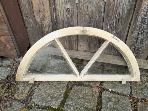 Uralter rundbogen - uralter,
