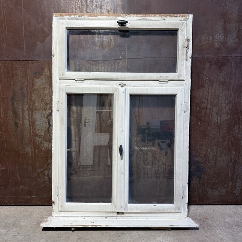 Altes fenster mit rahmen - mit, um