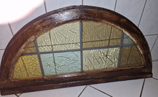 altes Holzfenster mit