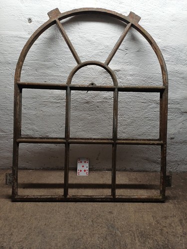 Massives altes fenster - massives, mit